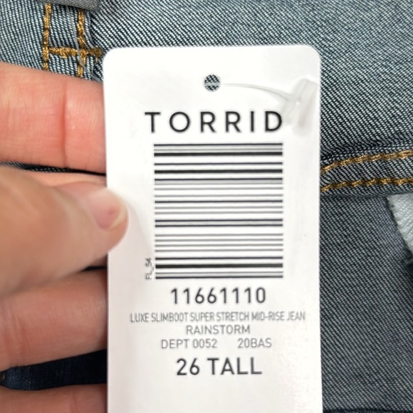 Torrid Luxe Slim Boot Super Stretch Jeans NWT Size 26 Tall - Picture 10 of 12